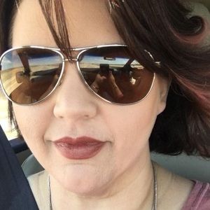 Meet your Posher, Kristen